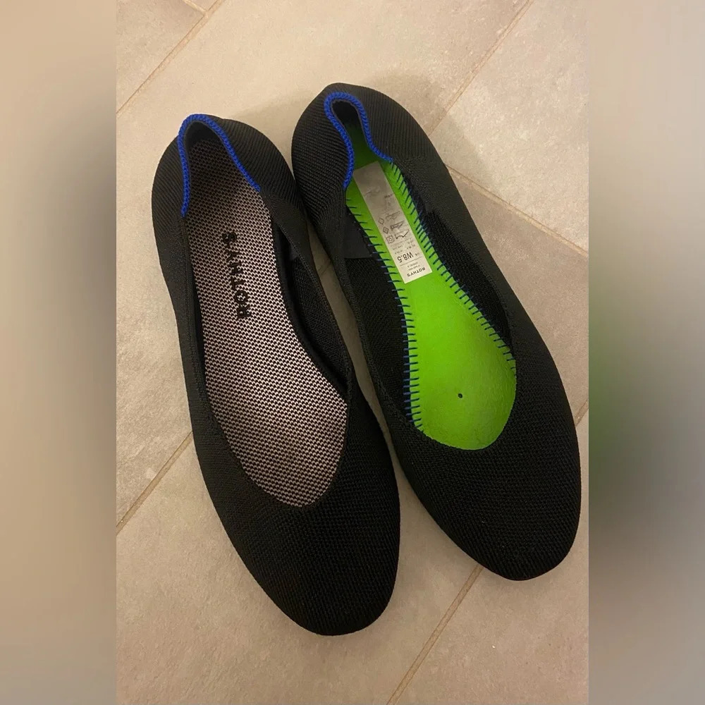 Rothy's Round Toe Flats Black Size 8.5 - Picture 1 of 6